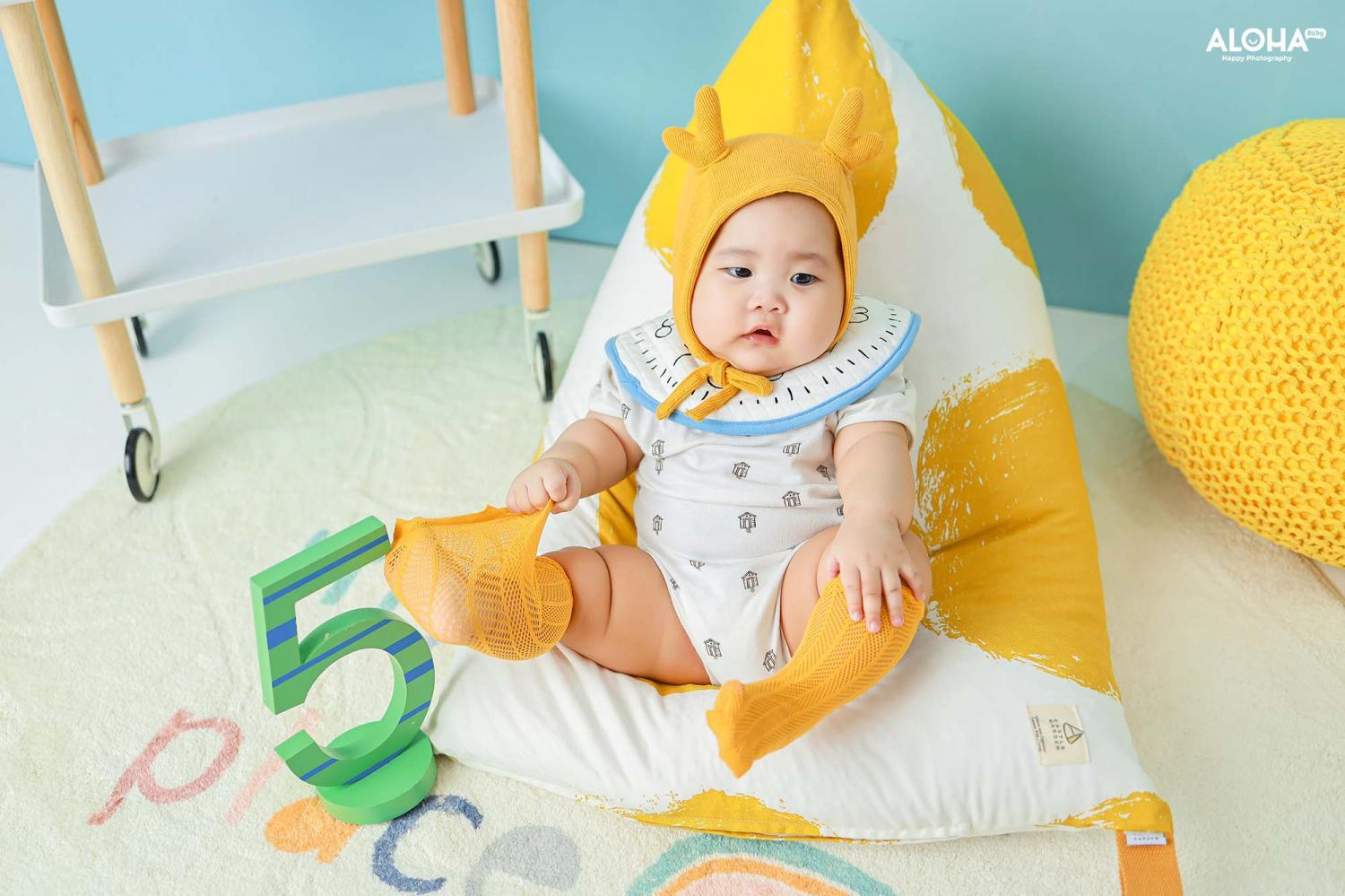 Bé Hà Huy - 6 tháng