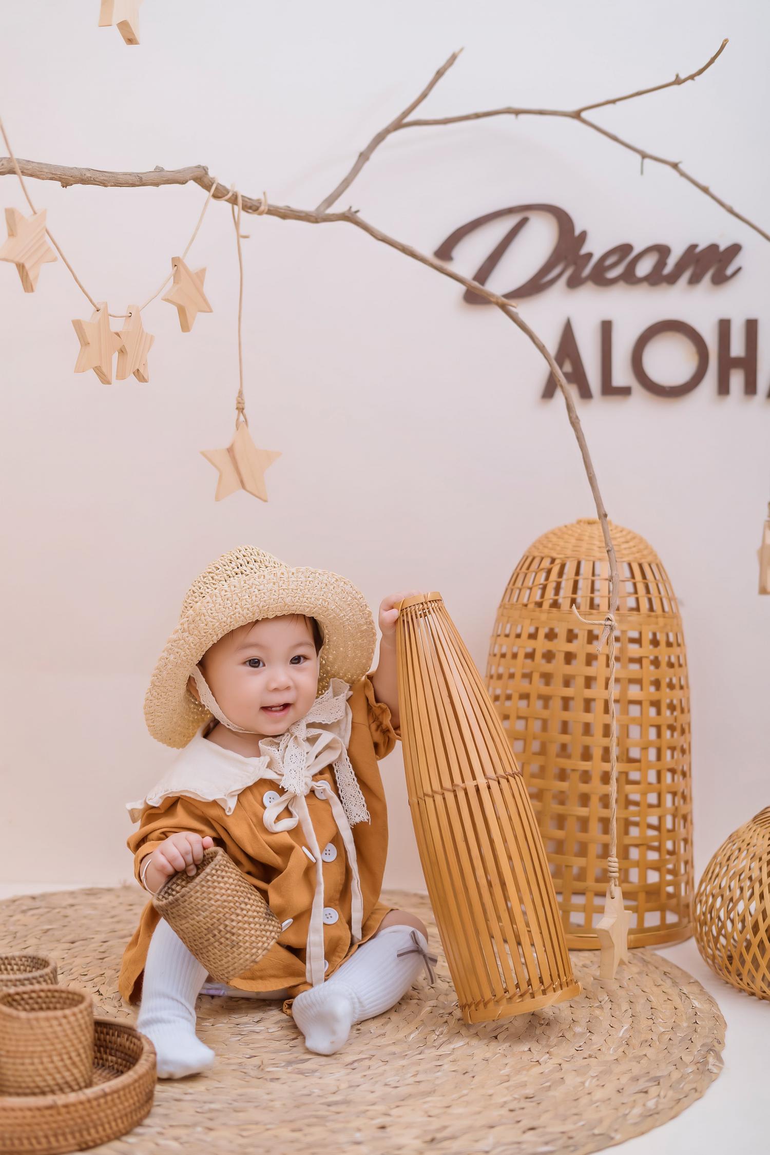 bé Hồng Anh-1 tuổi