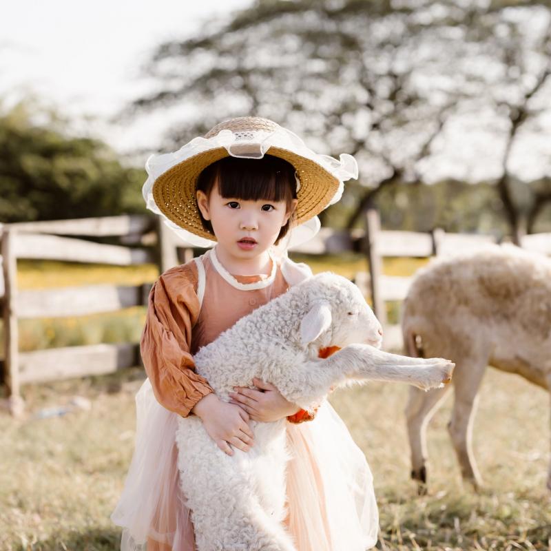 Những địa điểm chụp ảnh ngoài trời đẹp cho bé ở Hà Nội